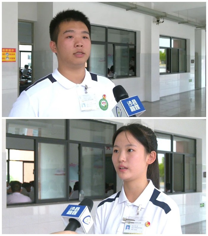 学生采访.jpg